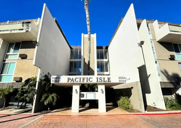 3050 Rue Dorleans #335, San Diego, CA 92110