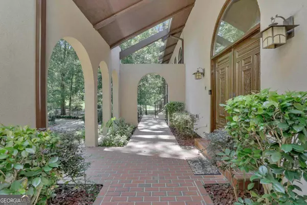 205 North DR, Fayetteville, GA 30214