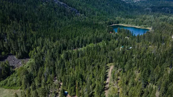 671 Osprey Dr, Cusick, WA 99119