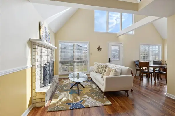 1 PETIT BAYOU LN, New Orleans, LA 70129