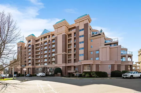 75 Songhees Rd #307, Victoria, BC V9A 7M5