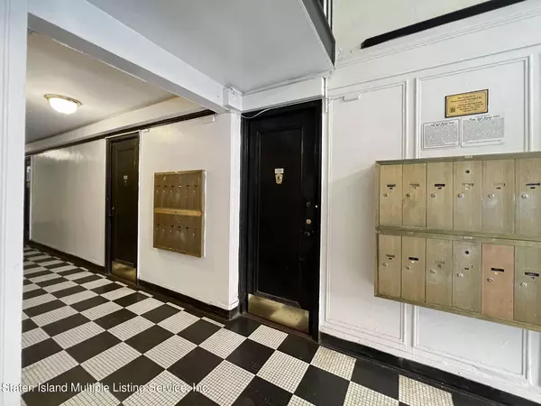 160 72 Street #713, Brooklyn, NY 11209