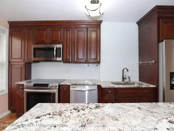 160 72 Street #713, Brooklyn, NY 11209