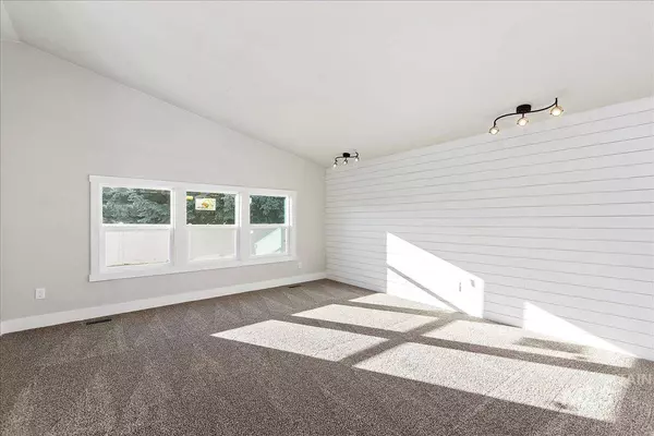 15103 Castle Way, Caldwell, ID 83607