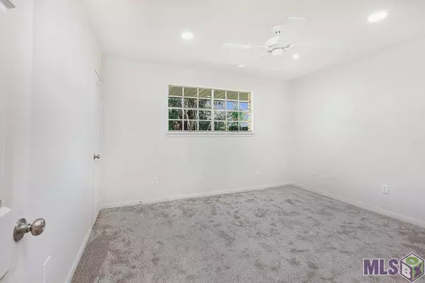 2684 PURVIS DR, Baton Rouge, LA 70809