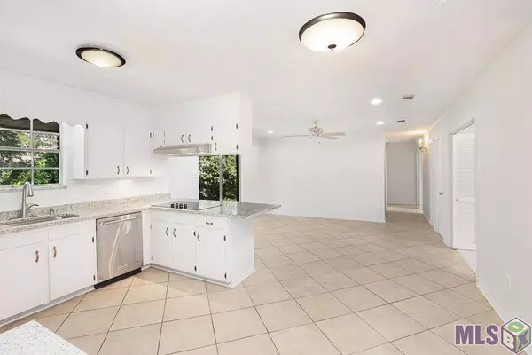 2684 PURVIS DR, Baton Rouge, LA 70809