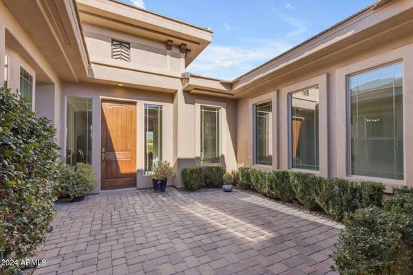 3968 E WOOD Drive, Chandler, AZ 85249