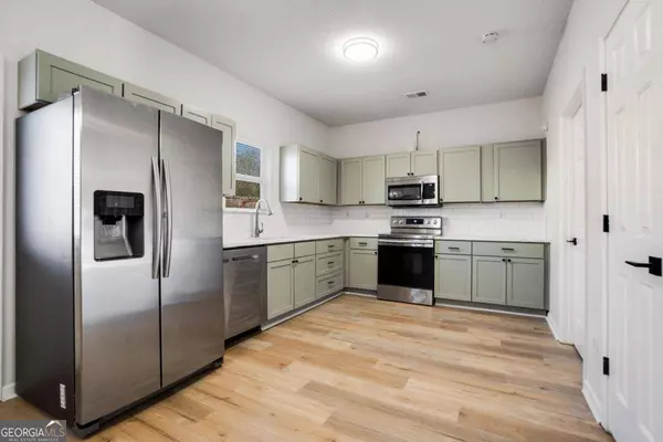 2011 Farm Hill CT, Stockbridge, GA 30281