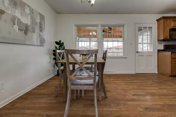 120 Cherokee DR, Winchester, KY 40391