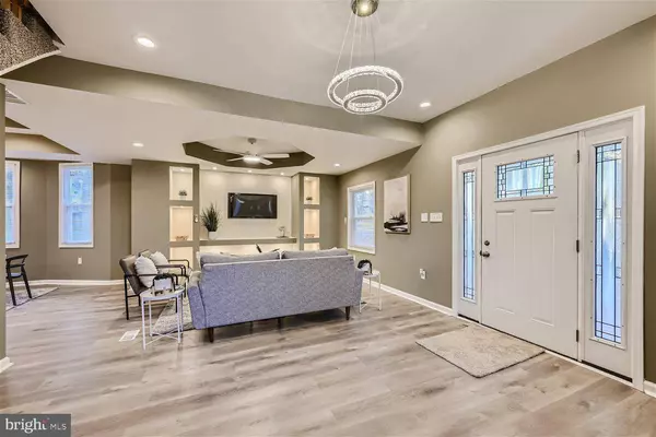 915 CATOR AVE, Baltimore, MD 21218