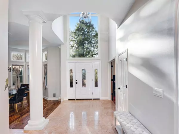 21727 Apple Hill Dr., Sonora, CA 95370