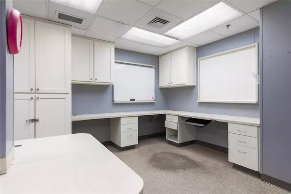 102 Memorial Drive, Denison, TX 75020