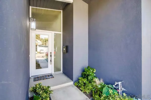 3466 Larga Cir, San Diego, CA 92106