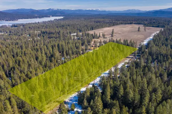 4631 Camden Rd, Newport, WA 99156