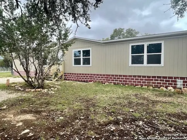 527 PR 1501, Bandera, TX 78003