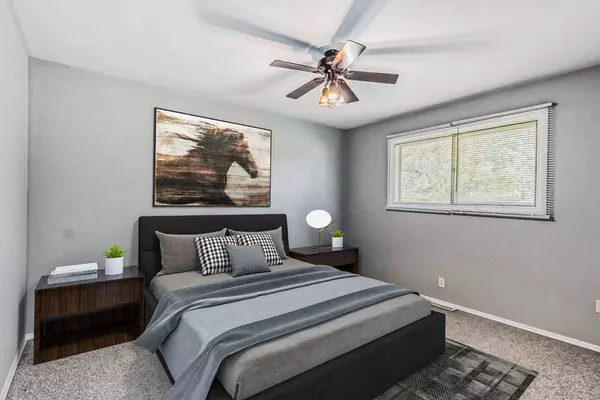 1127 39 ST SE, Calgary, AB T2A 1H4