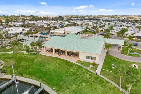 603 S WATERWAY, Venice, FL 34285