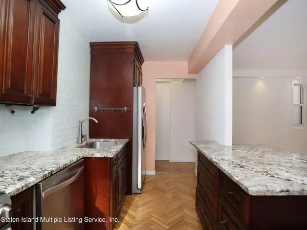 160 72 Street #713, Brooklyn, NY 11209