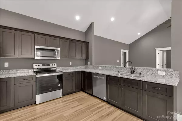 3004 Laurens CT, Lancaster, SC 29720