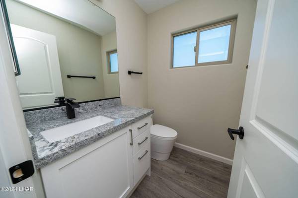 2042 Swanson Ave #E, Lake Havasu City, AZ 86403