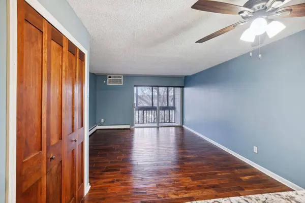 380 Ramsey ST #8B, Saint Paul, MN 55102