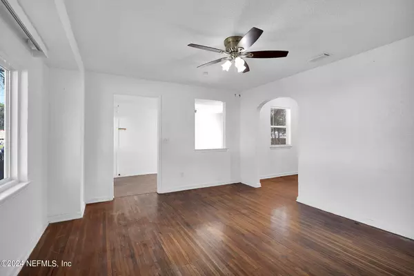 3378 SHERIDAN RD, Jacksonville, FL 32207