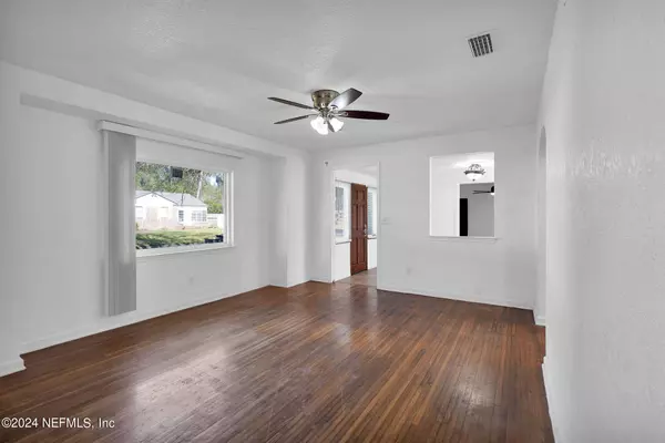 3378 SHERIDAN RD, Jacksonville, FL 32207