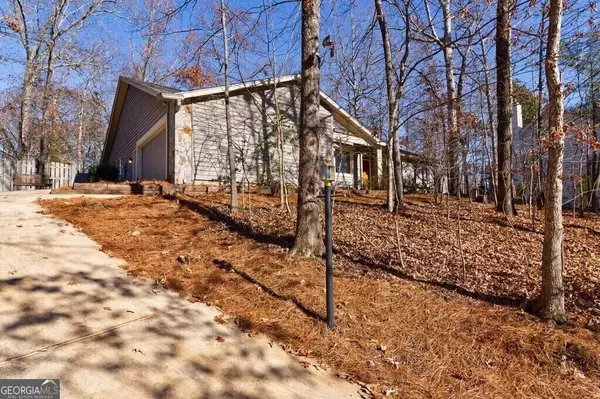 10475 Saint Simonds CT, Johns Creek, GA 30022