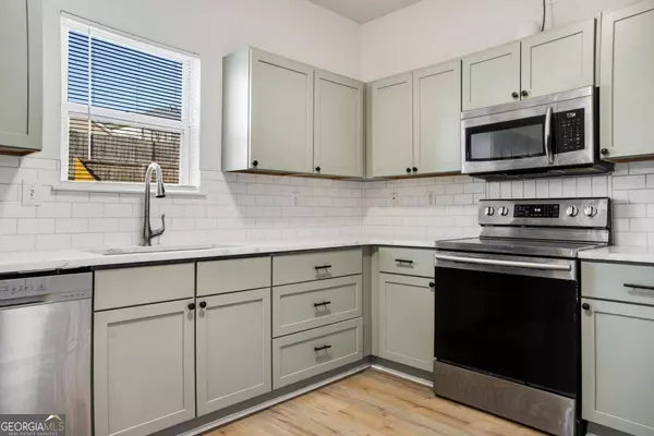 2011 Farm Hill CT, Stockbridge, GA 30281