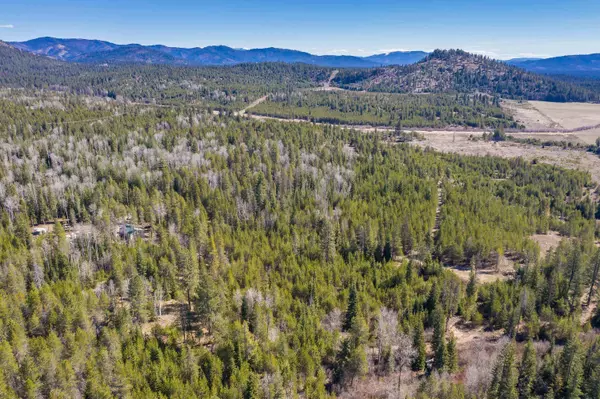 1232 Vista Dr, Newport, WA 99156