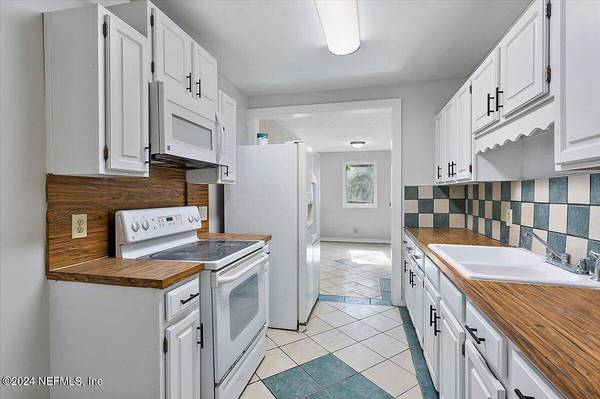 4822 CARDINAL BLVD, Jacksonville, FL 32210