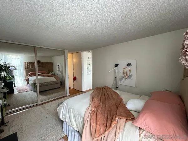 3050 Rue Dorleans #335, San Diego, CA 92110