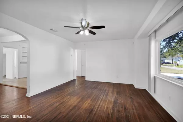 3378 SHERIDAN RD, Jacksonville, FL 32207