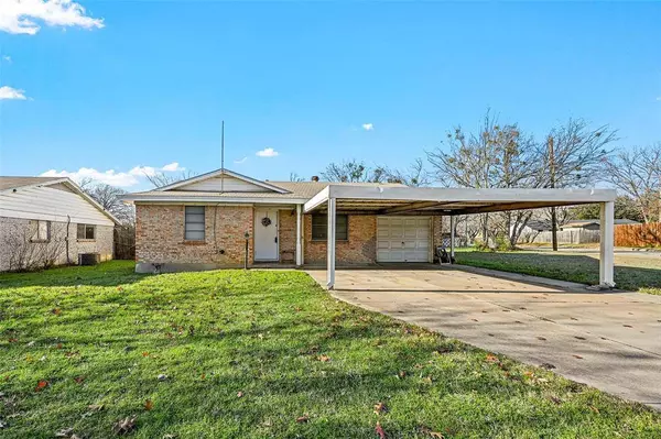 1408 Phillips Street, Cleburne, TX 76033