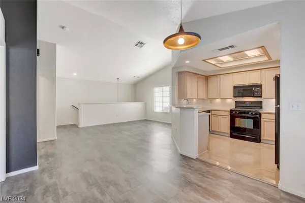 5201 S Torrey Pines Drive #1284, Las Vegas, NV 89118