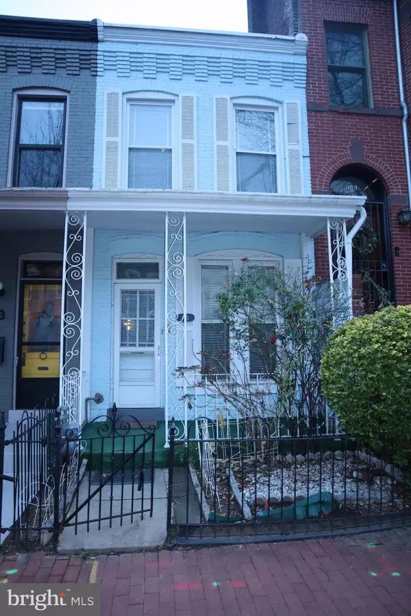 1111 C ST NE, Washington, DC 20002