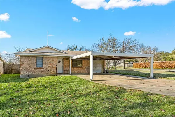 1408 Phillips Street, Cleburne, TX 76033