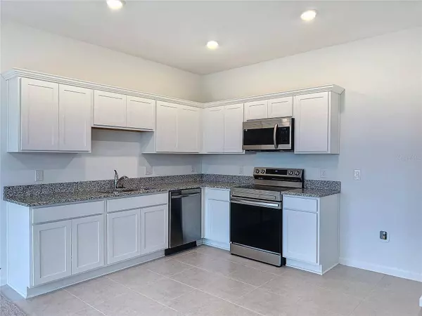 5929 PINEY SHRUB PL, Saint Cloud, FL 34771