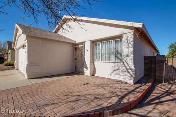 1283 N Thunder Ridge Drive, Tucson, AZ 85745