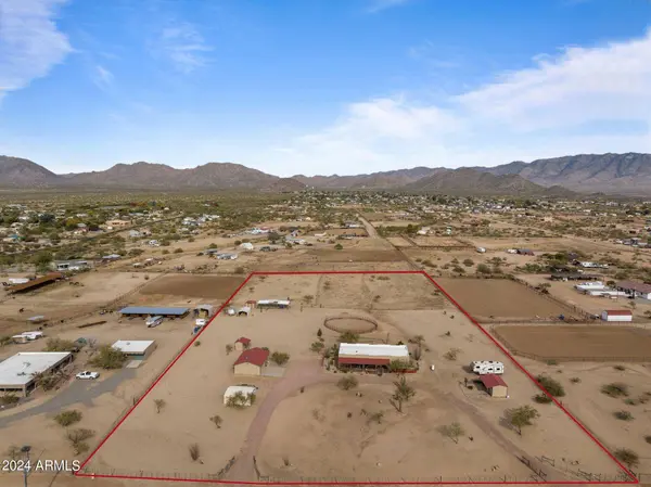 22900 W PHYLLIS Street, Congress, AZ 85332