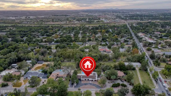 5021 Vista Del Monte Street, El Paso, TX 79922