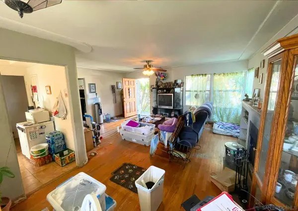 3257 N Mountain View Dr, San Diego, CA 92116