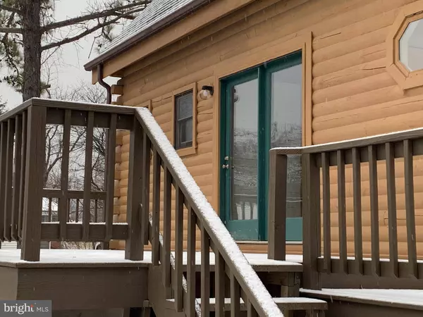 212 RIVER VALLEY VIEW DR, Harpers Ferry, WV 25425