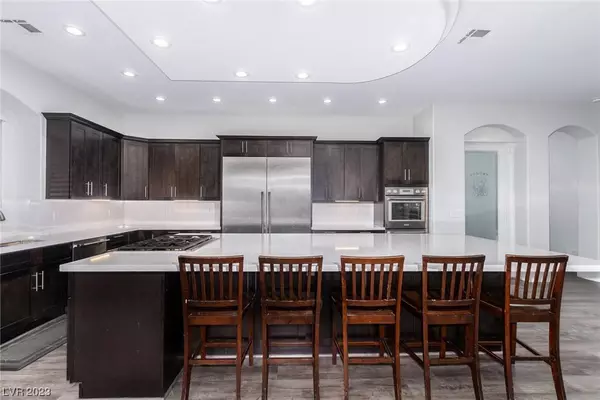 8275 W Torino Avenue, Las Vegas, NV 89113