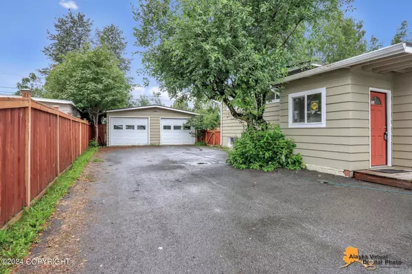 3102 Eureka ST, Anchorage, AK 99503