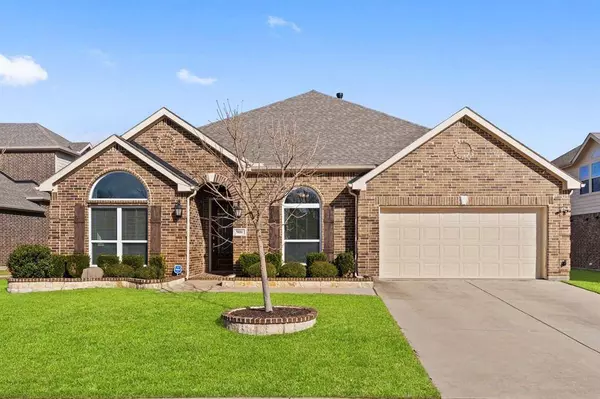 900 Netherfield Parkway, Mansfield, TX 76063