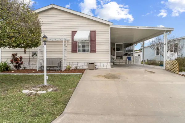 330 Macadamia DR, Barefoot Bay, FL 32976