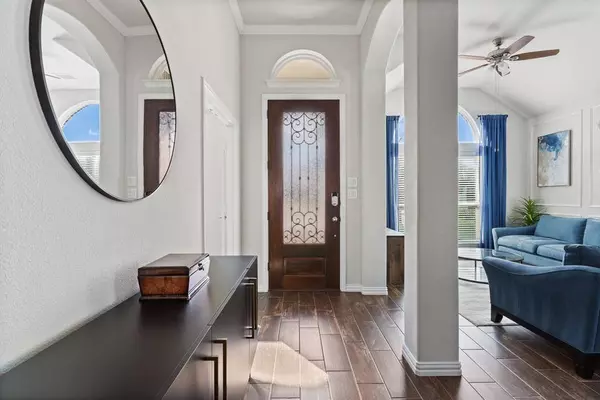 900 Netherfield Parkway, Mansfield, TX 76063