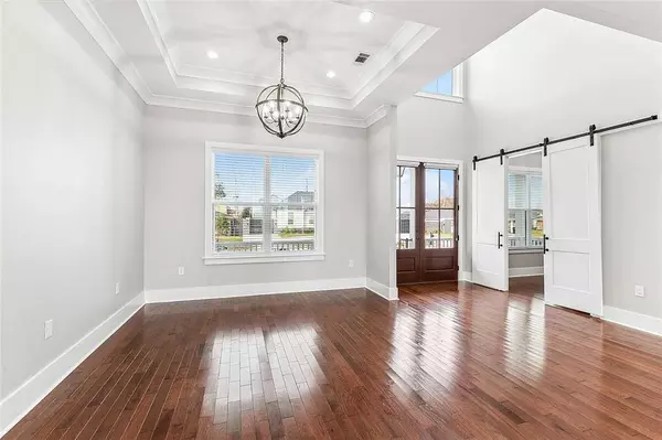 1205 PERRIN DR, Arabi, LA 70032