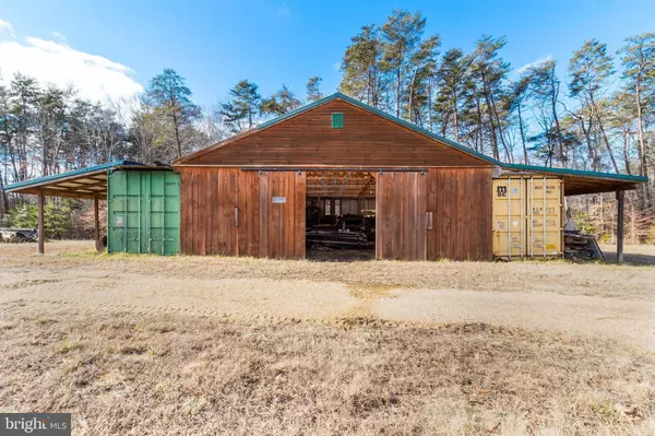 1900 SANDY POINT RD, Nanjemoy, MD 20662